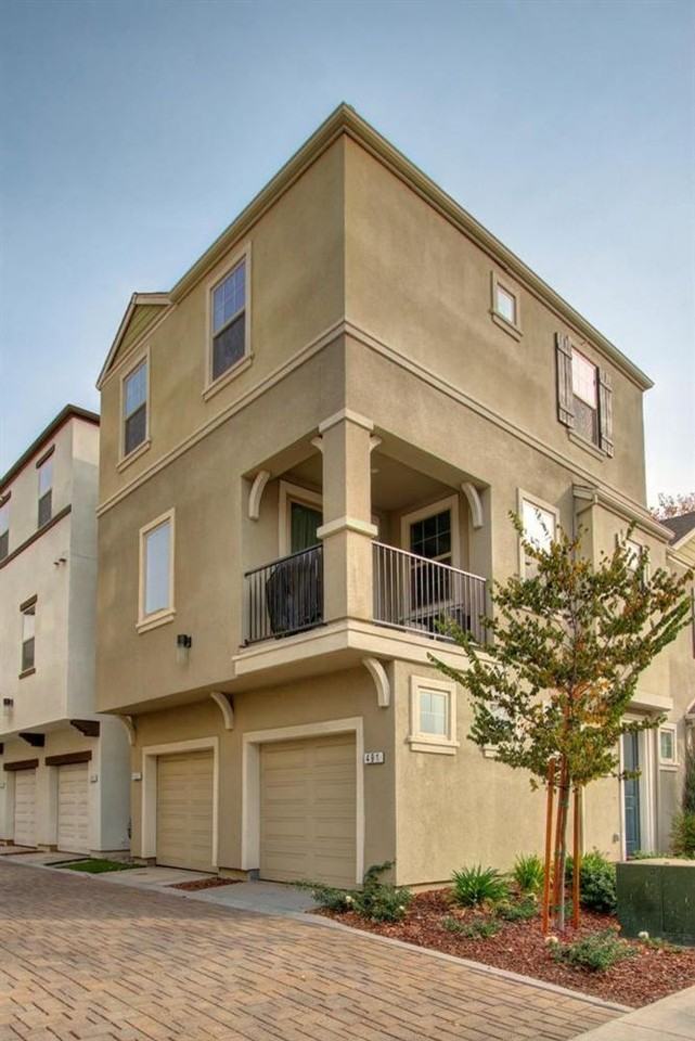 491 Tailoff Ln - Photo 2 of 23