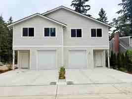 featured image of 5158/5160 W Francis St