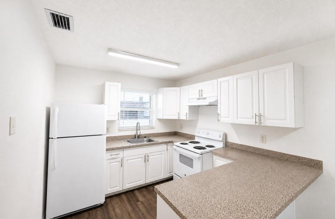6141 W 22nd Ct #6141-203 - Photo 5 of 18