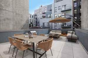 featured image of 152 Ludlow St #TH1