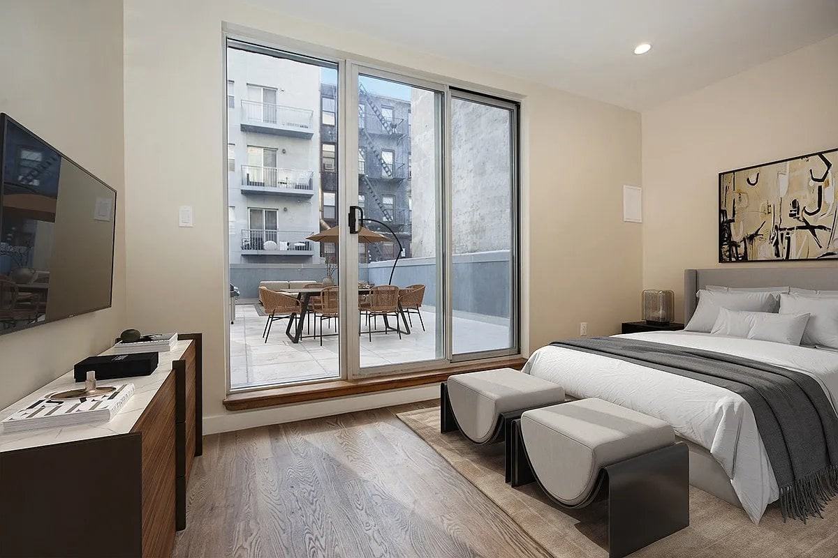 152 Ludlow St #TH1 - Photo 5 of 10