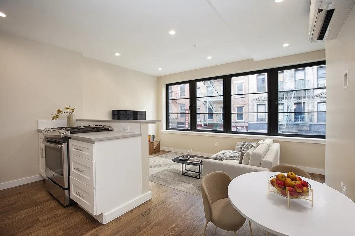 152 Ludlow St #TH1 - Photo 6 of 10