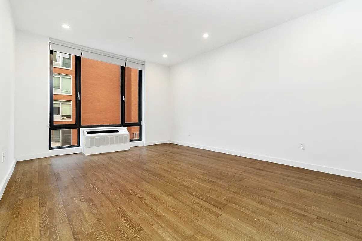 4132 27th St #15C - Photo 3 of 12