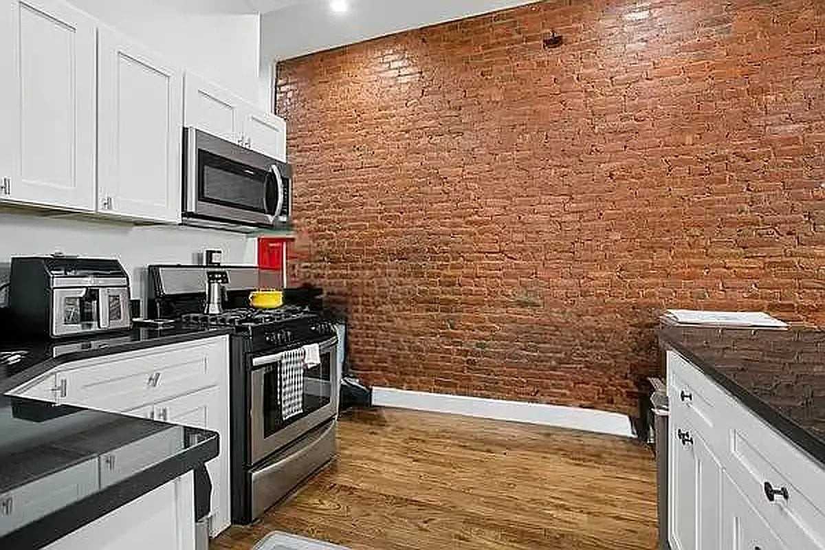 258 Halsey St #1 - Photo 6 of 13
