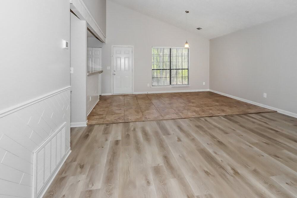 192 Chase Woods Cir - Photo 3 of 24
