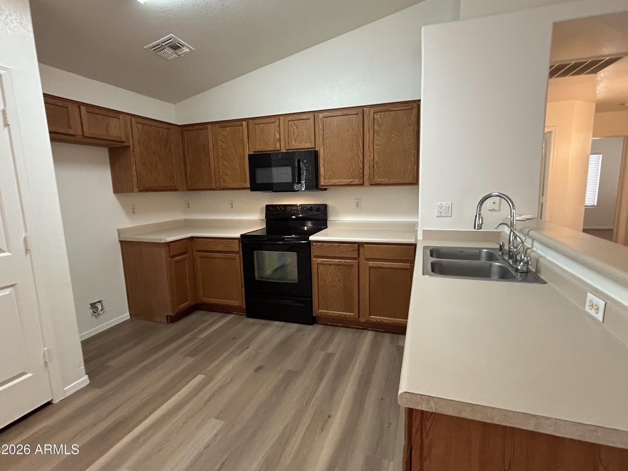 11426 W Virginia Ave - Photo 6 of 20