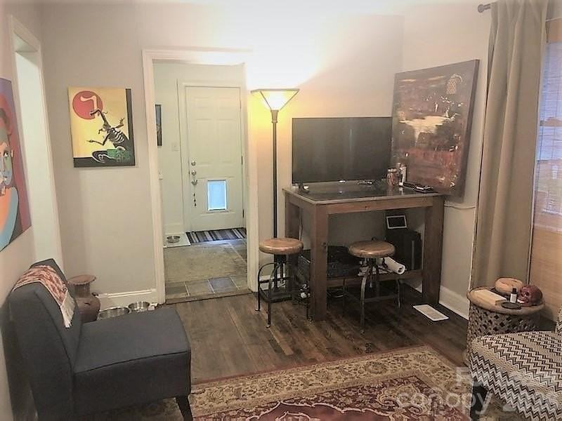 2728 Holt St - Photo 5 of 16