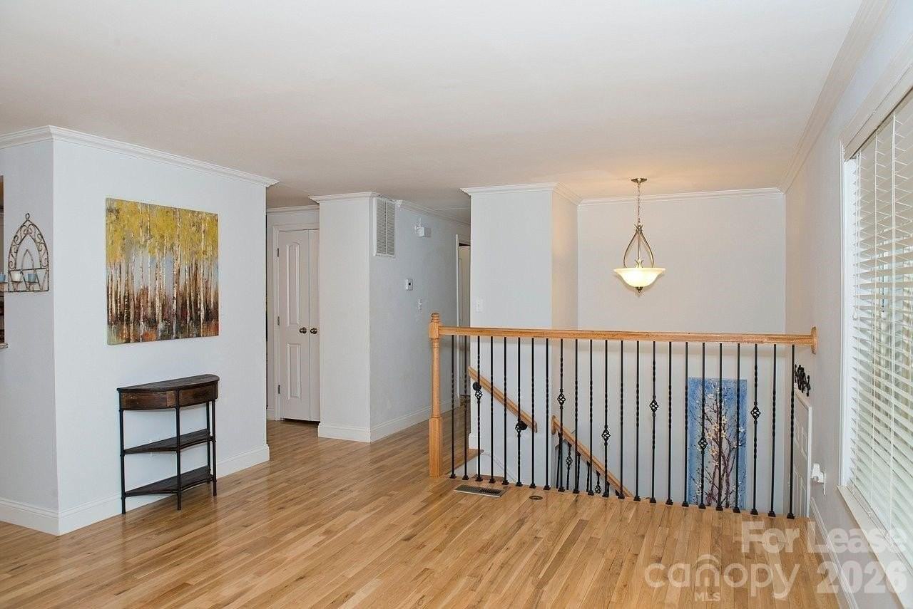 6609 Morganford Rd - Photo 3 of 27