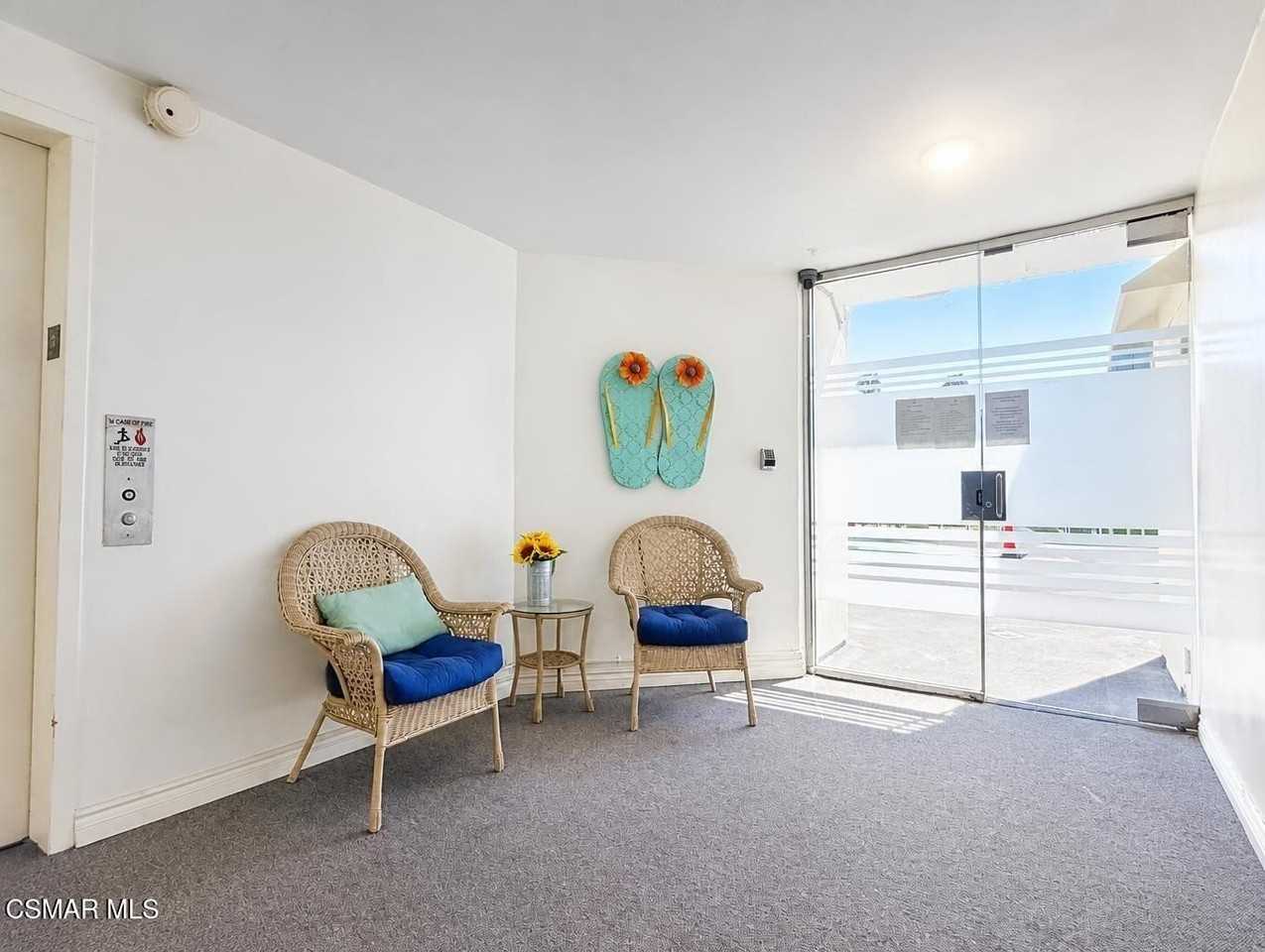 620 S Gramercy Place #236 - Photo 6 of 42