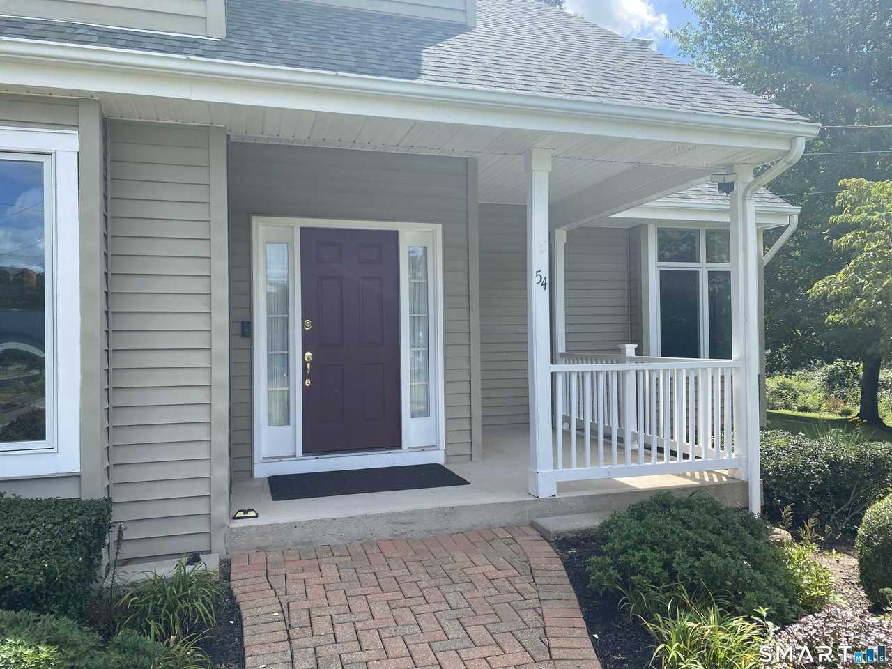 54 Winchester Dr - Photo 3 of 40