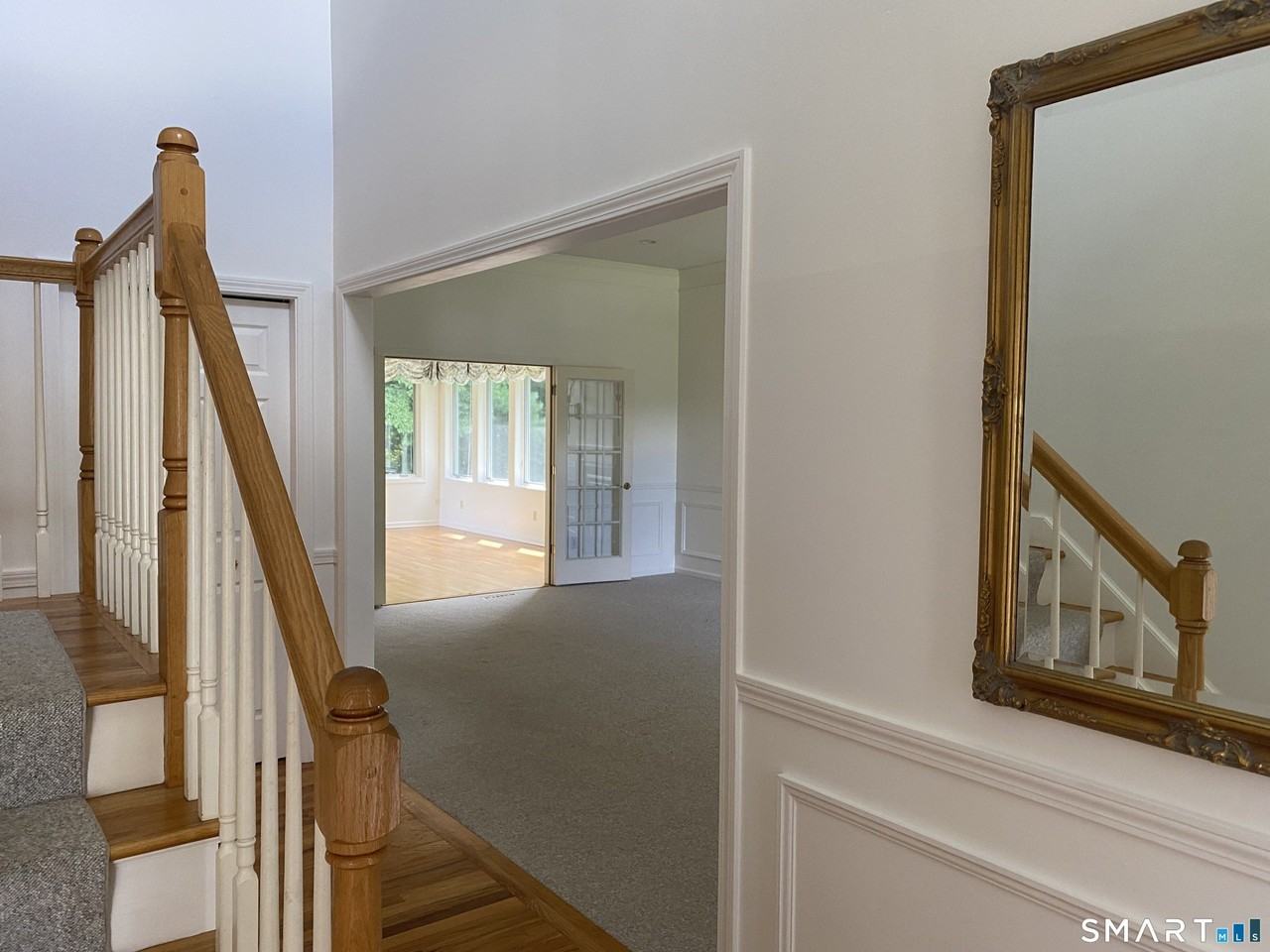 54 Winchester Dr - Photo 5 of 40