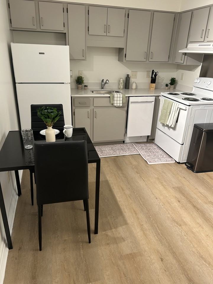 6130 Pineburr Road - Photo 3 of 13