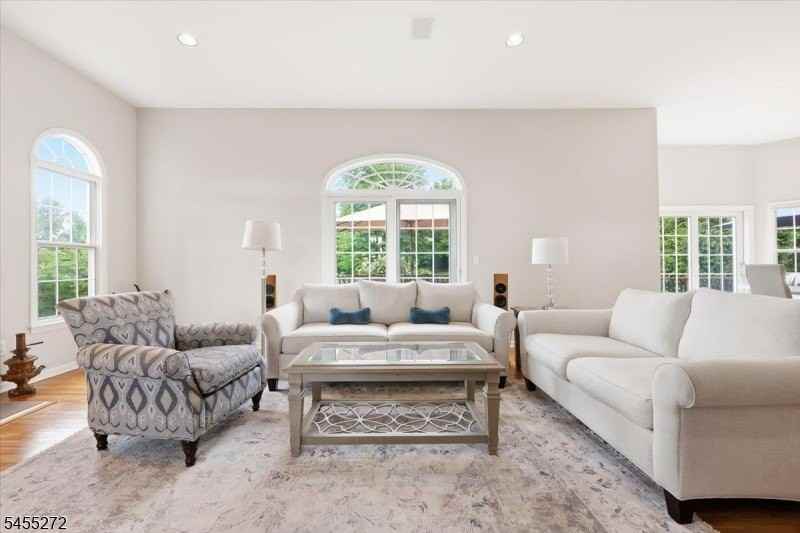 30 Homewood Dr - Photo 6 of 40