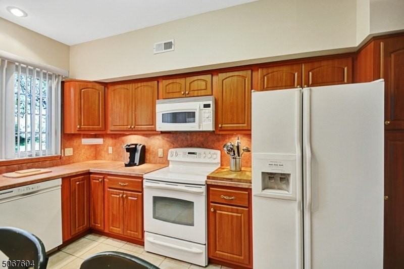 99 Birchwood Rd #99 - Photo 5 of 18