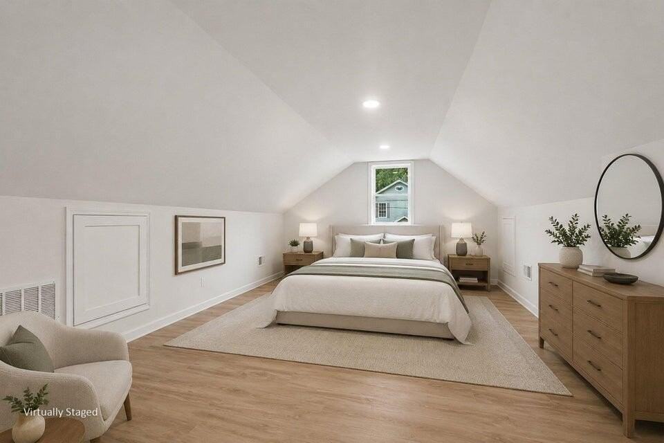 321 Preston Ave - Photo 5 of 22