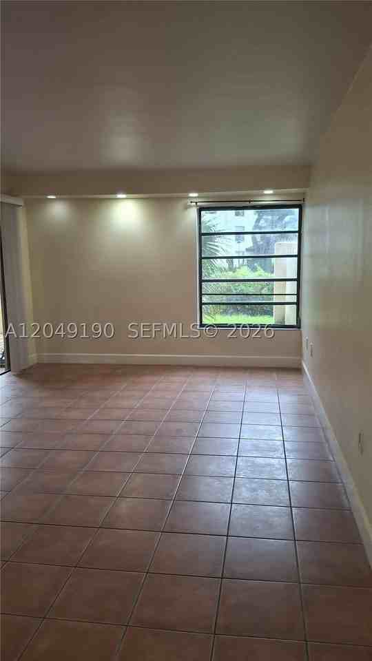 9255 Sw 125th Ave #106R - Photo 2 of 18
