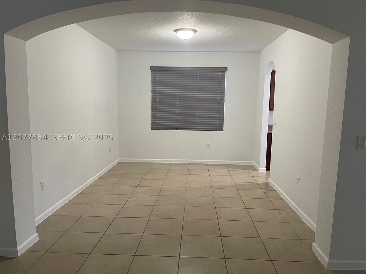 165 Se 21st Ter - Photo 4 of 21