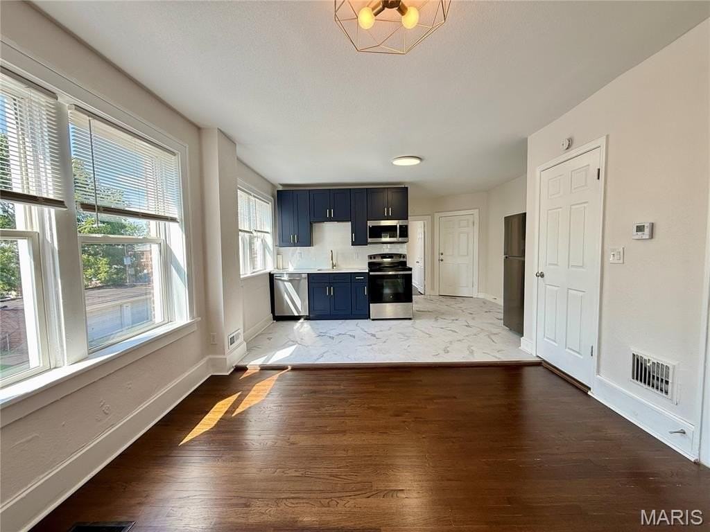 5345 Quincy St #D - Photo 3 of 25