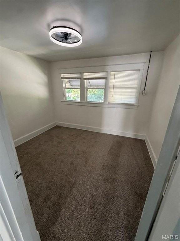 301 Main St - Photo 4 of 19