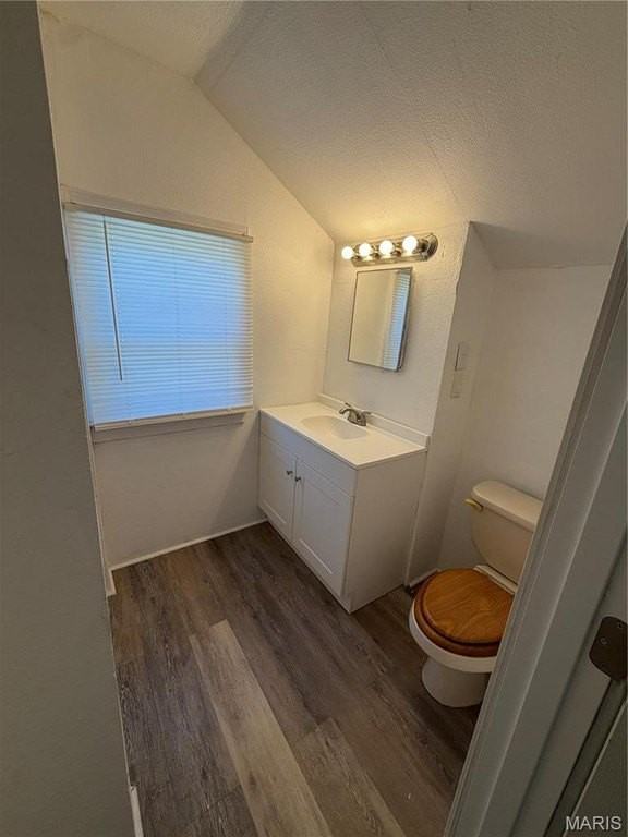 301 Main St - Photo 5 of 19