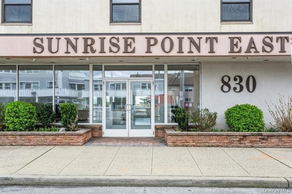 830 Shore Rd #3E