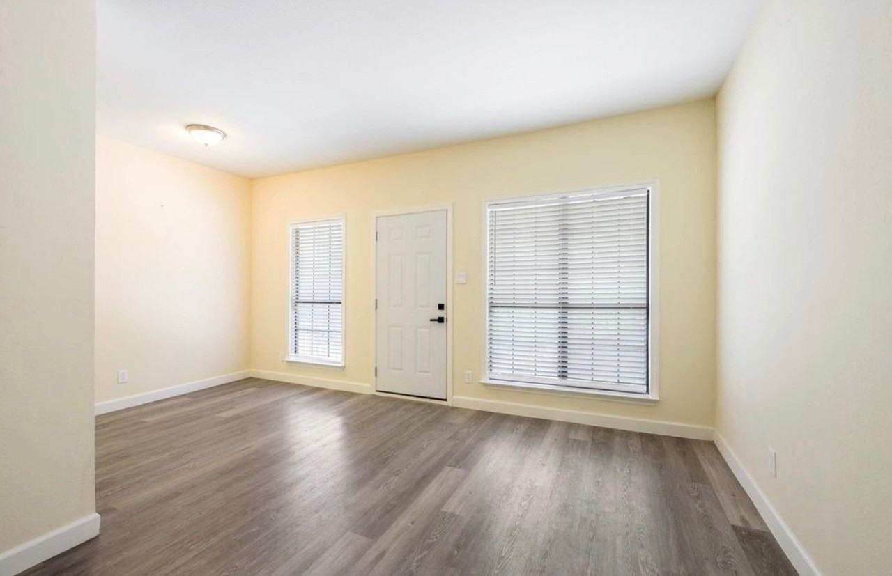 4623 Gaston Ave #7 - Photo 4 of 12