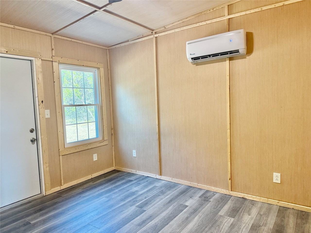 900 Partridge Ct - Photo 7 of 14