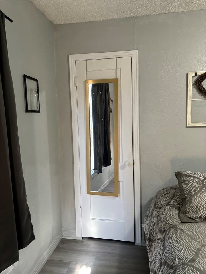 1009 Beech St - Photo 5 of 16