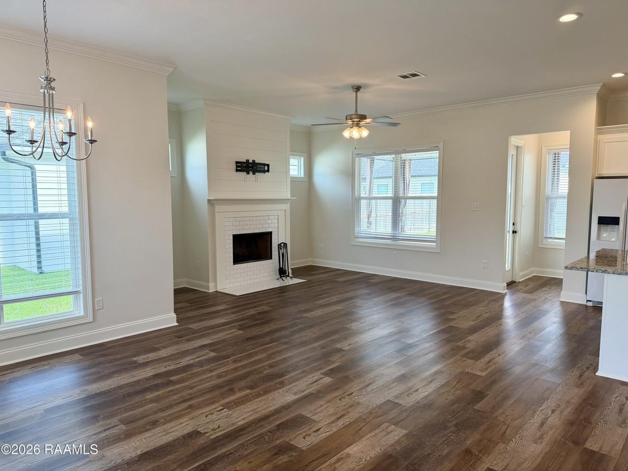 108 Easy Rock Landing Dr - Photo 2 of 11
