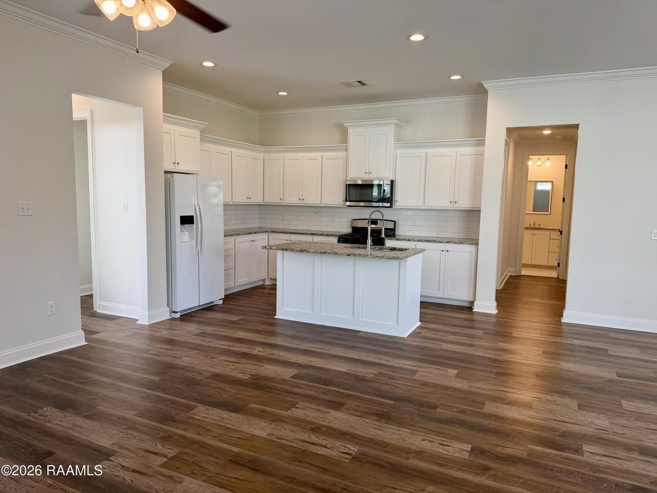 108 Easy Rock Landing Dr - Photo 4 of 11