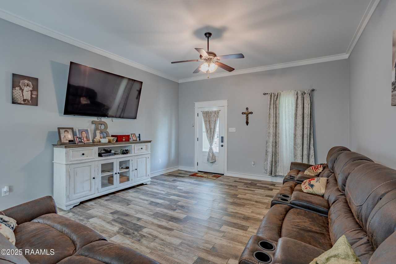 8946 Rue Blanc - Photo 2 of 22