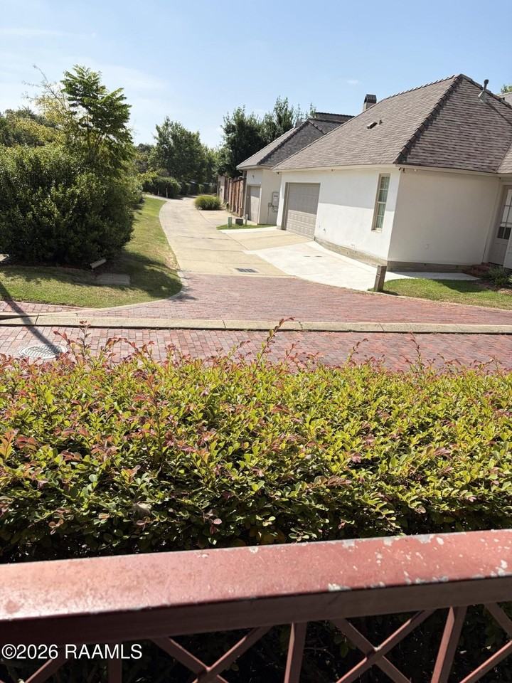 302 Richland Ave #101C - Photo 4 of 9