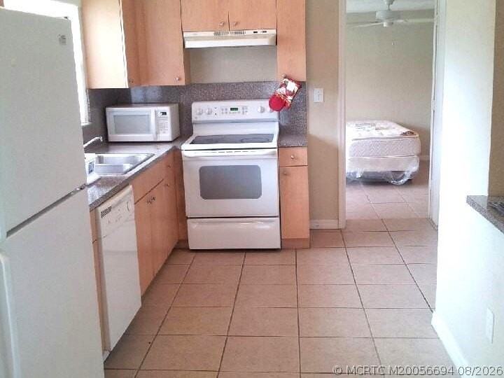 1038 Trinidad Ave - Photo 6 of 21
