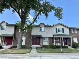featured image of 2057 W Franklin Dr #41
