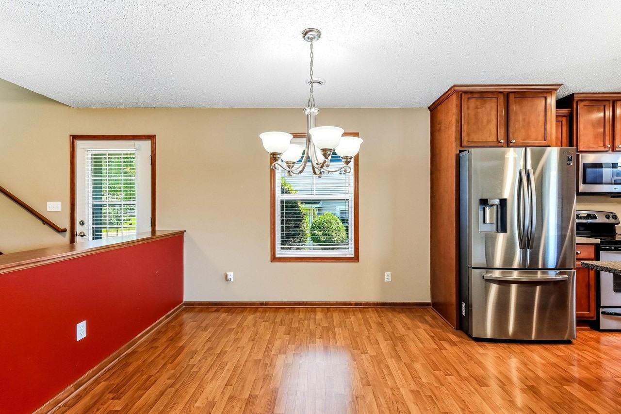 15655 60th Ave N - Photo 7 of 46