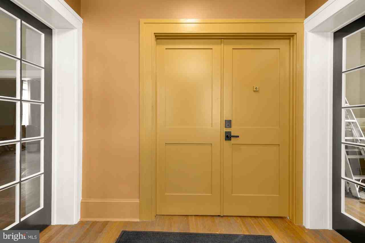 1000 Butternut St Nw #PH - Photo 3 of 50