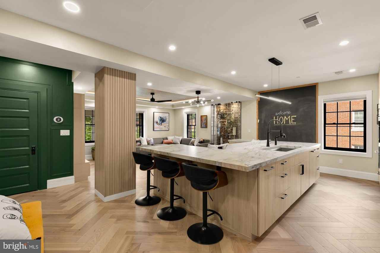1000 Butternut St Nw #PH - Photo 7 of 50