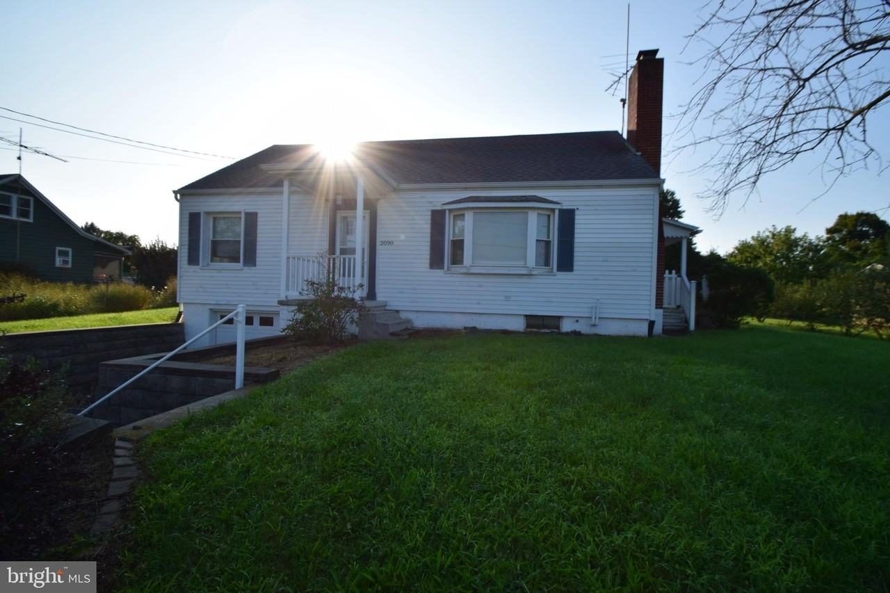 2090 Warm Spring Rd - Photo 2 of 17