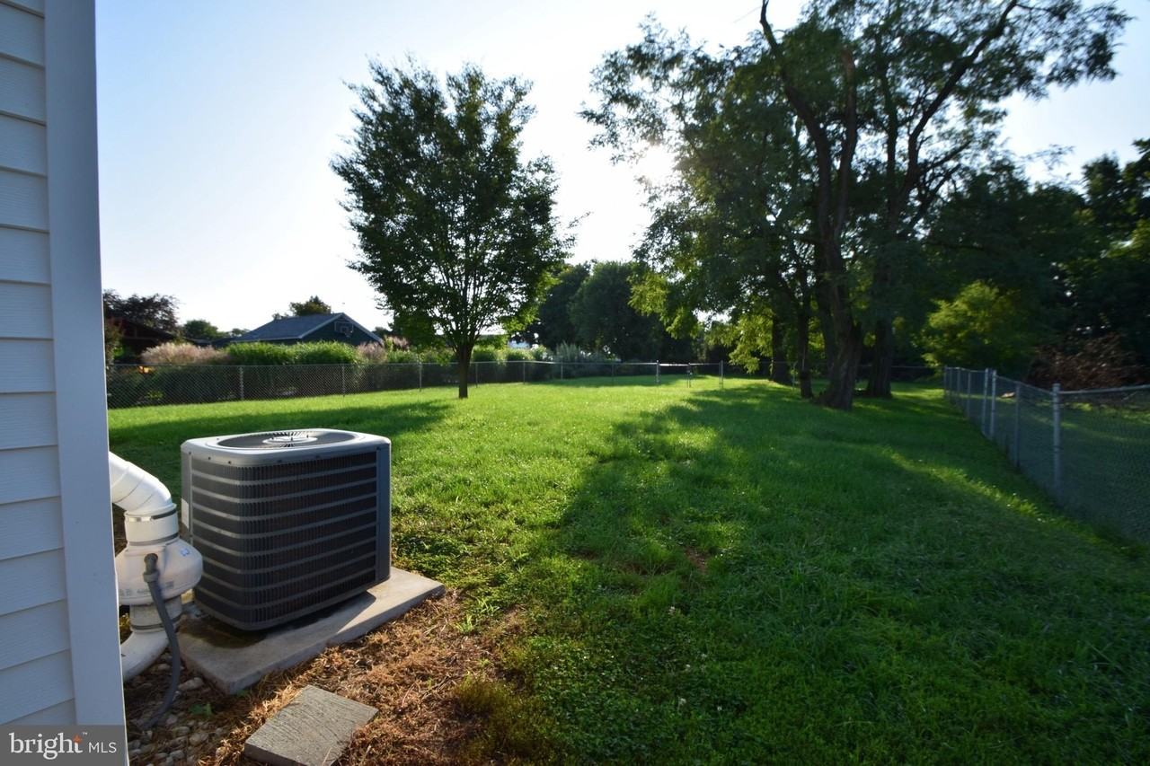 2090 Warm Spring Rd - Photo 4 of 17