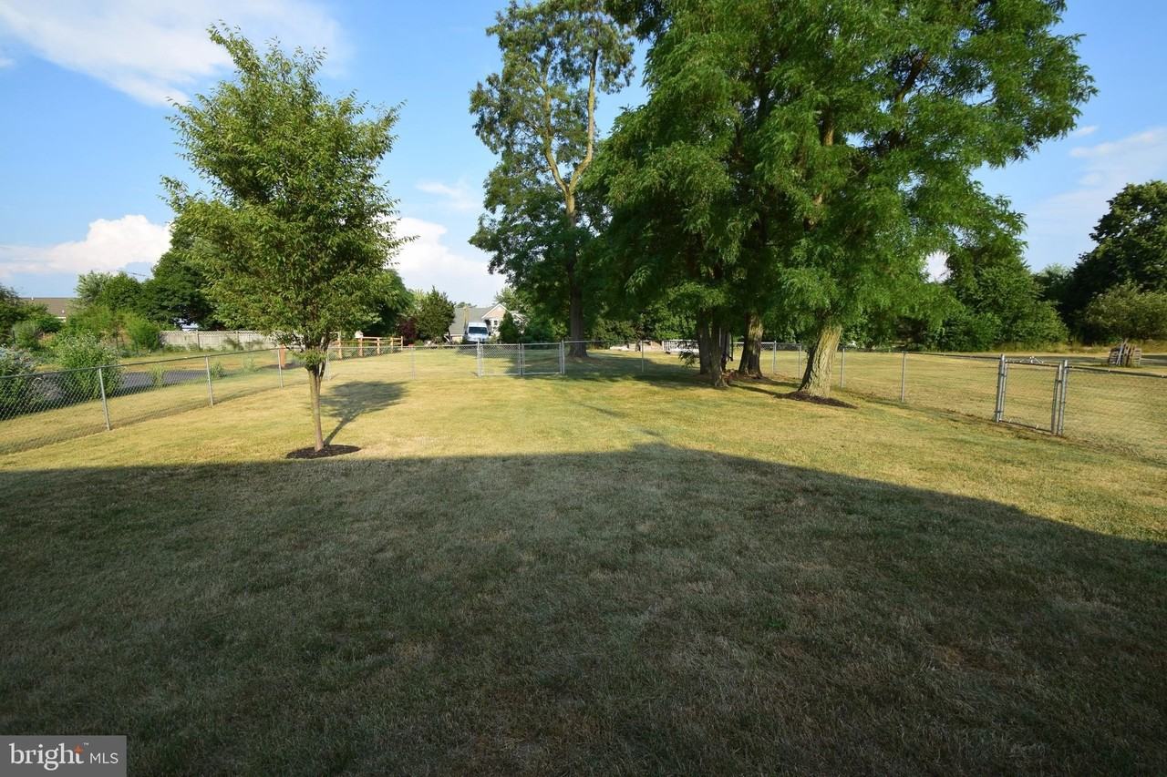 2090 Warm Spring Rd - Photo 5 of 17
