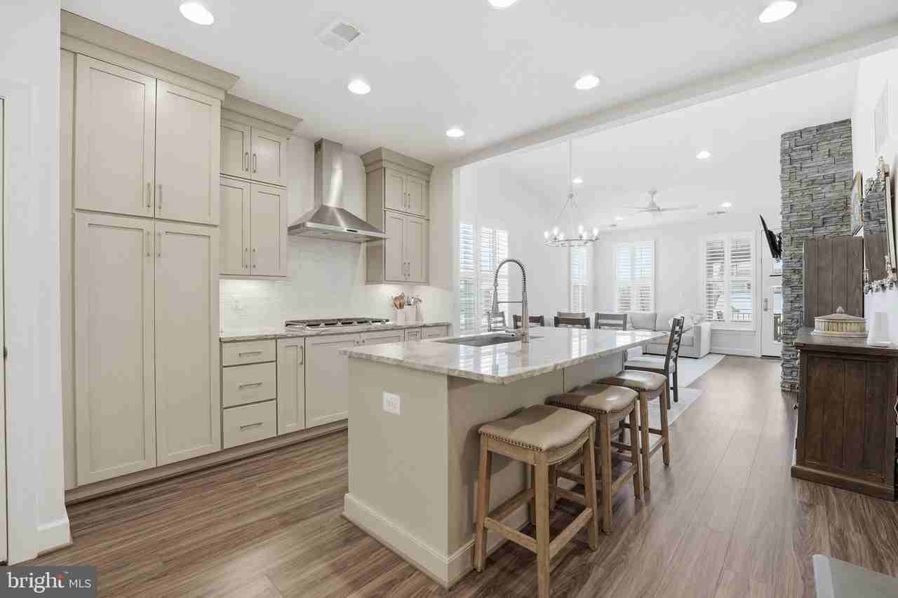 151 Windflower Way - Photo 5 of 50
