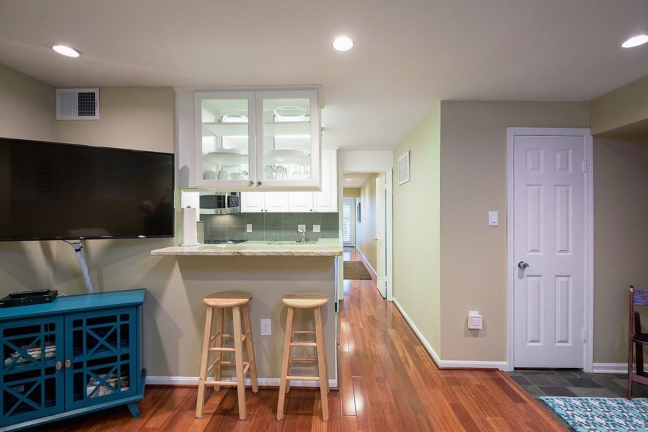 1001 New Hampshire Ave Nw #1601870P - Photo 5 of 11