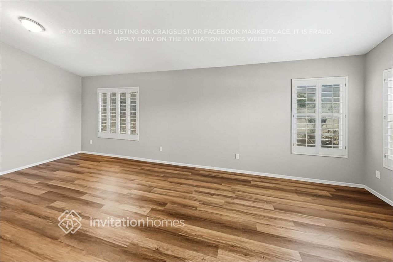 7546 W Jenan Dr - Photo 6 of 20