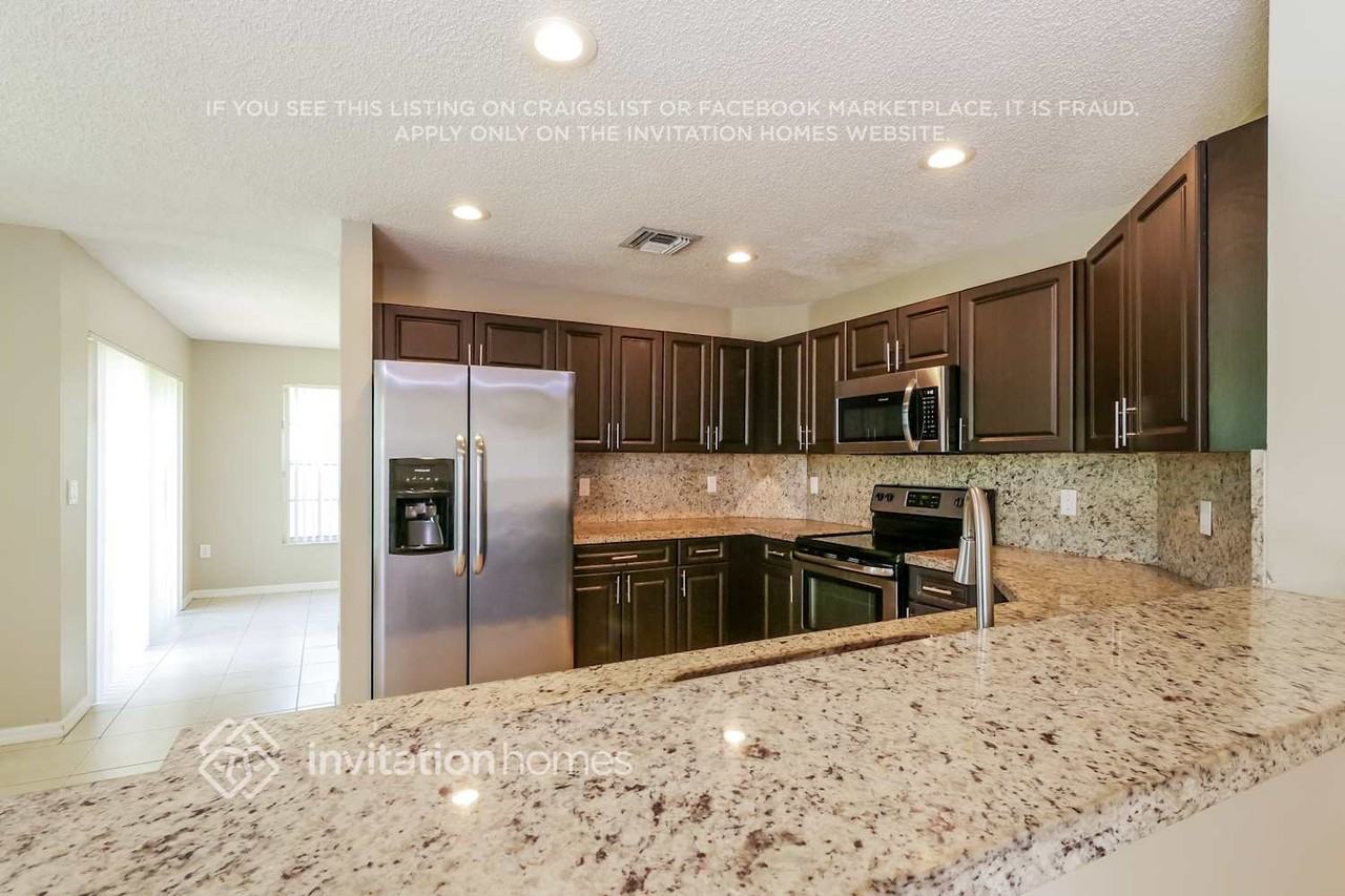 146 Gables Blvd - Photo 7 of 18
