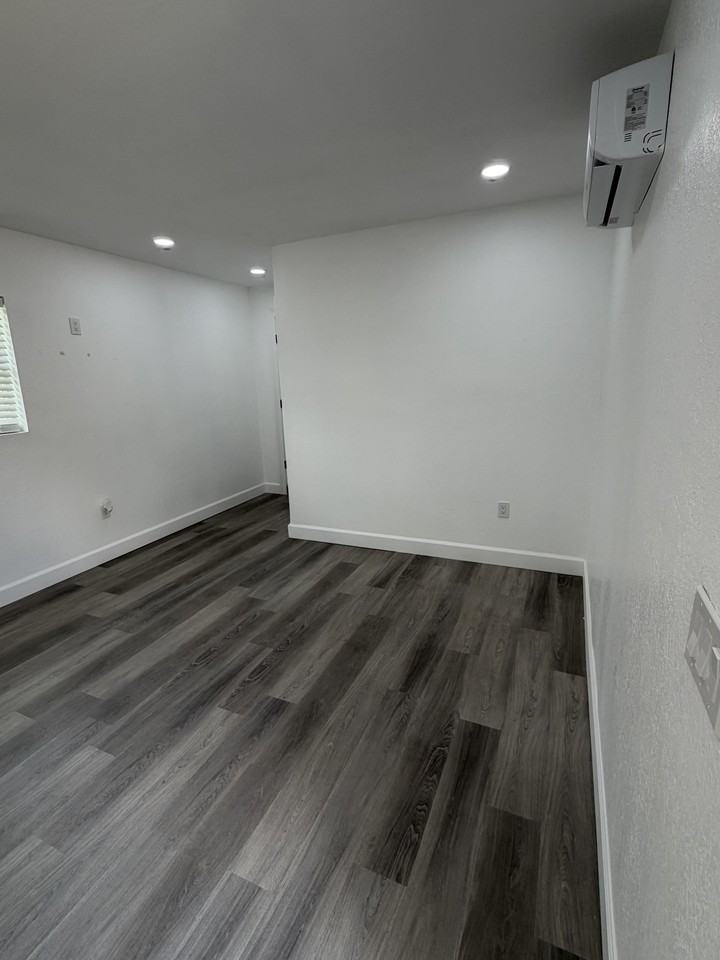 1511 Grayson Dr #2 - Photo 7 of 9