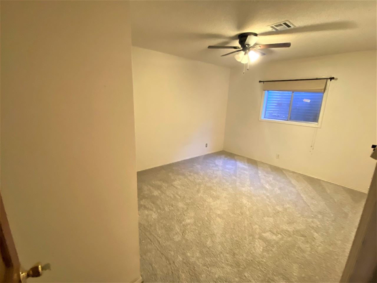 615 Es - Photo 6 of 15