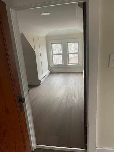307 Race St - Photo 6 of 18