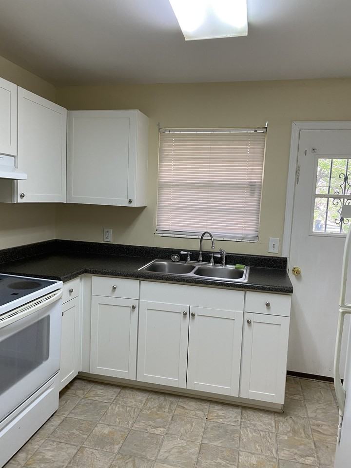 8129 2nd Ave S #A - Photo 6 of 11