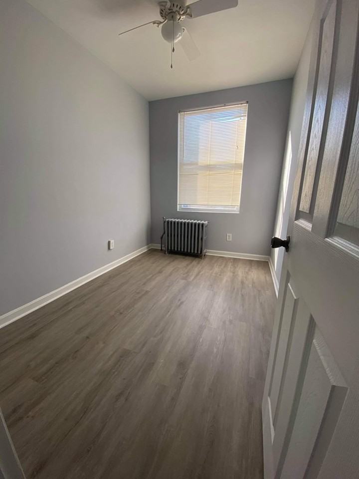 1031 N Bentalou St - Photo 4 of 6