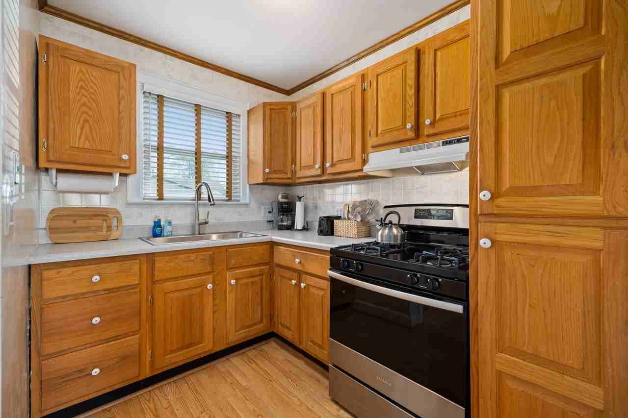 924 E Maywood Ave - Photo 7 of 22